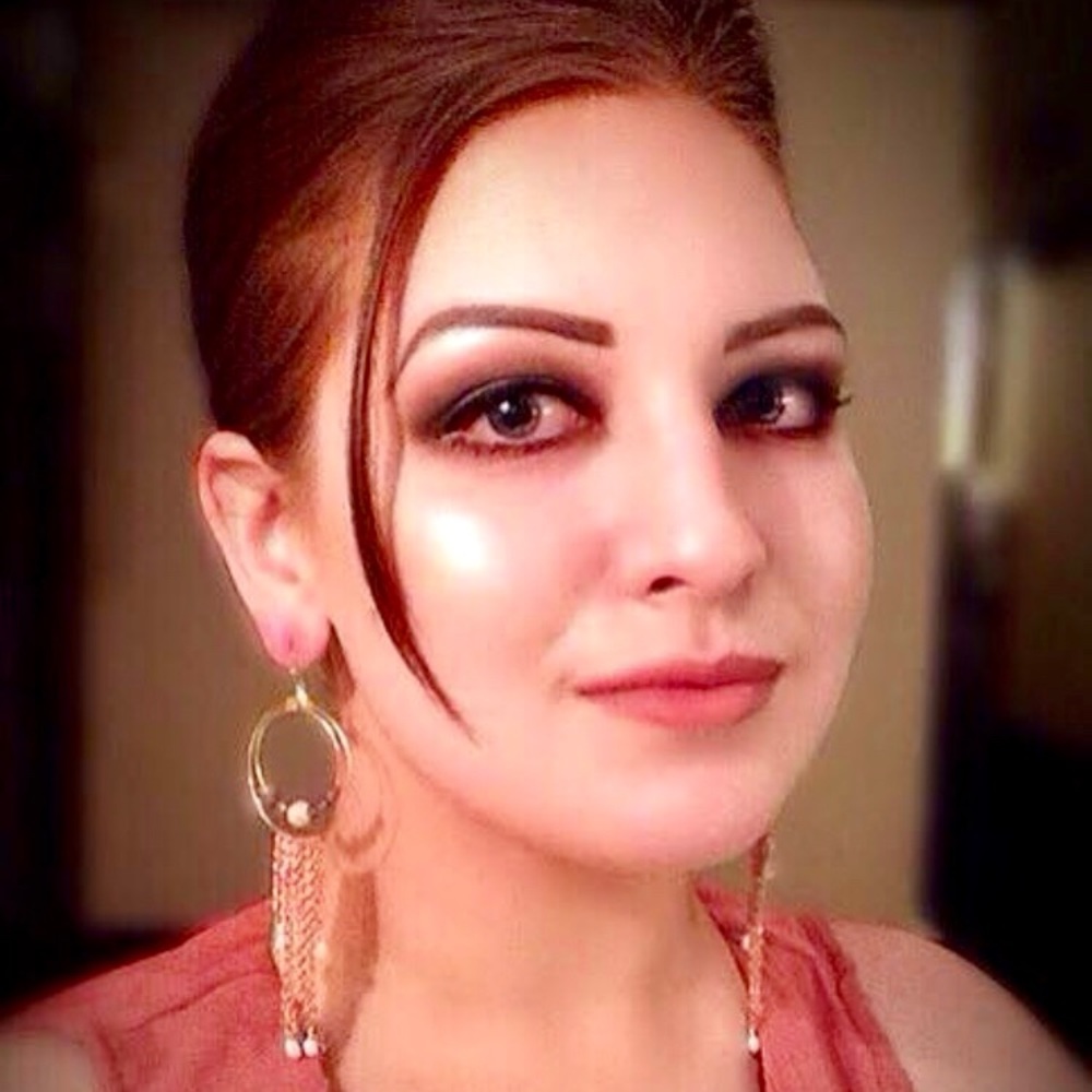 Meet your Posher, Carly